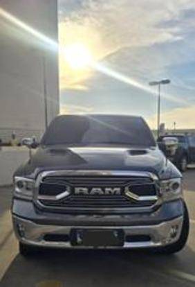 RAM CLASSIC 5.7 V8 GASOLINA LARAMIE CD 4X4 AUTOMÁTICO